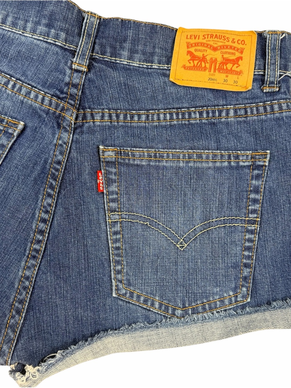 Levi's 541 Athletic Fit Cut Off Denim Mini Shorts Size 20 Reg/Waist 30 - Picture 6 of 10